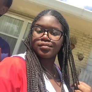 Meet your Posher, Mckayla